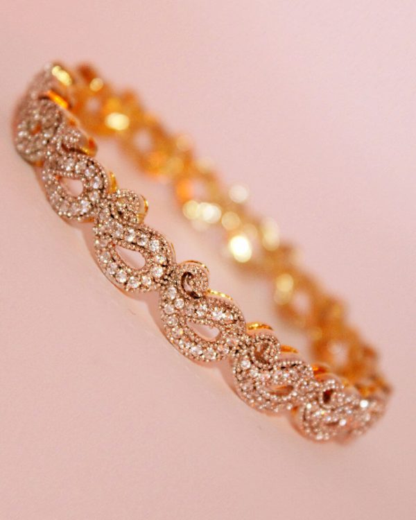 Jojoclouds Stylish Hoop Earrings - Image 3