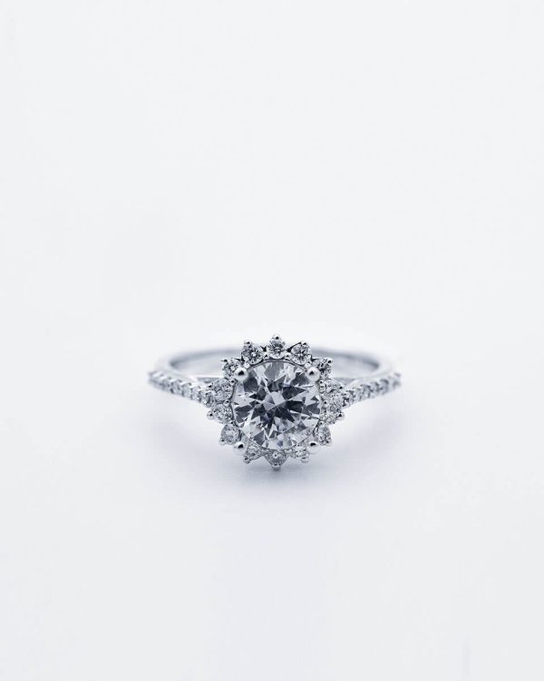 Jojoclouds Elegant Gold Ring